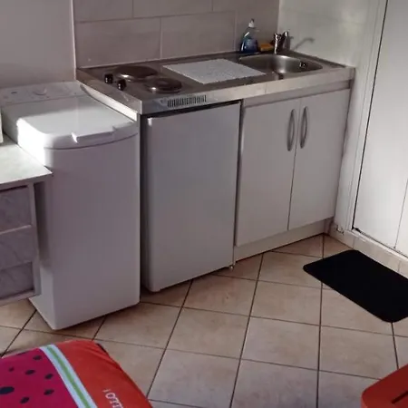 Apartamento Meublée Indépendante, Avec Piscine, Pour 2 Personnes Toulouse
