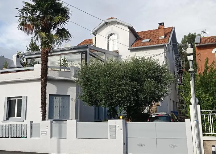 Apartamento Meublée Indépendante, Avec Piscine, Pour 2 Personnes