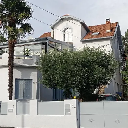 Apartament Independant, Avec Piscine Et Jardin, Direct Gare Aeroport, 1 Lit Pour 2 Personnes Direct Gare Aeroport