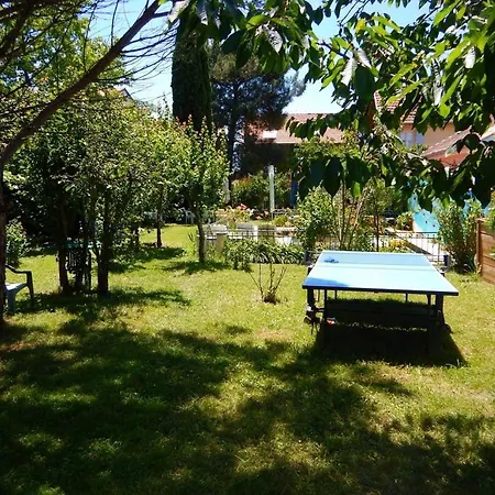 아파트 Independant, Avec Piscine Et Jardin, Direct Gare Aeroport, 1 Lit Pour 2 Personnes Direct Gare Aeroport *